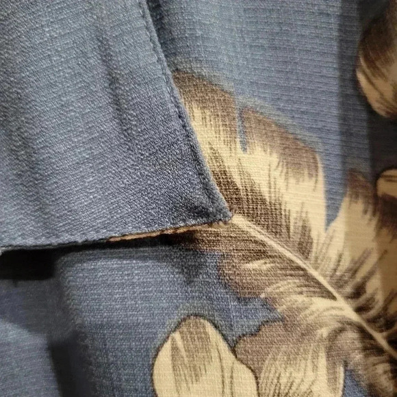 Men's Button Up Short  Sheeve Casual Shirt for Beach Vacation - Picture 5 of 5